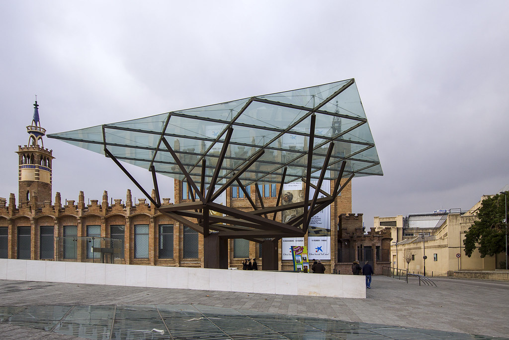 Caixaforum Architecture - Barcelona - GiulianoFukuda